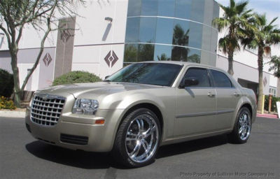 2008 Chrysler 300  LX