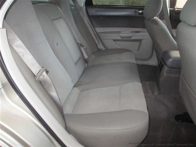 2008 Chrysler 300  LX