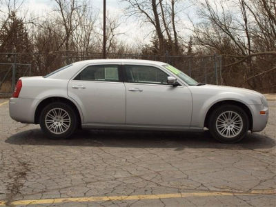 2010 Chrysler 300  Touring
