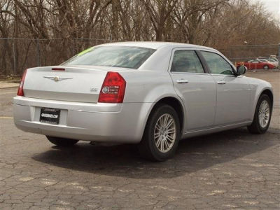 2010 Chrysler 300  Touring