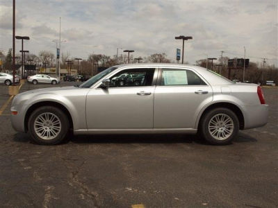 2010 Chrysler 300  Touring