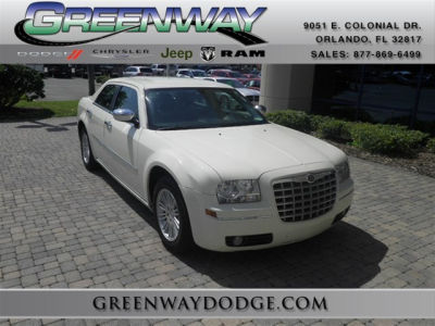 2010 Chrysler 300  Touring