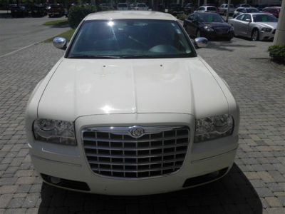 2010 Chrysler 300  Touring