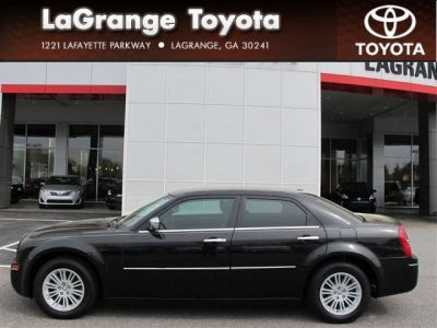 2010 Chrysler 300  Touring Signature