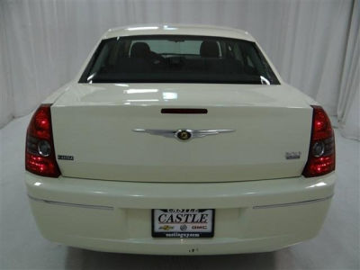2010 Chrysler 300  Touring