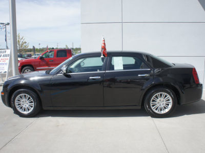 2010 Chrysler 300  Touring
