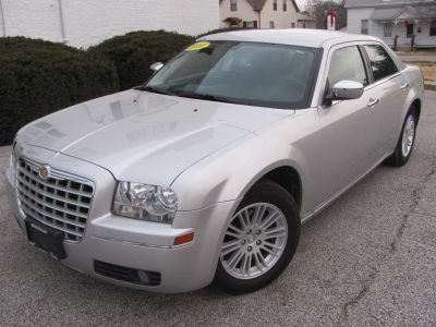 2010 Chrysler 300  Touring