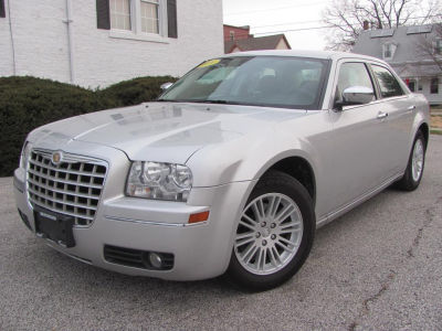 2010 Chrysler 300  Touring