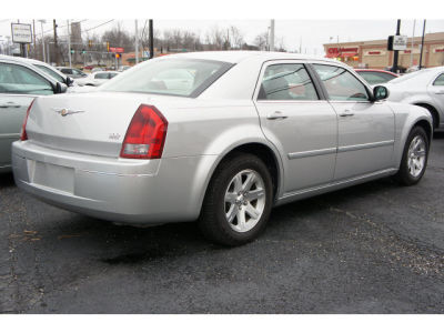 2006 Chrysler 300  Touring