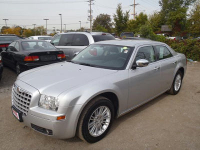2010 Chrysler 300  Touring