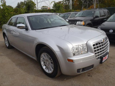 2010 Chrysler 300  Touring