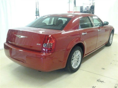 2009 Chrysler 300  LX
