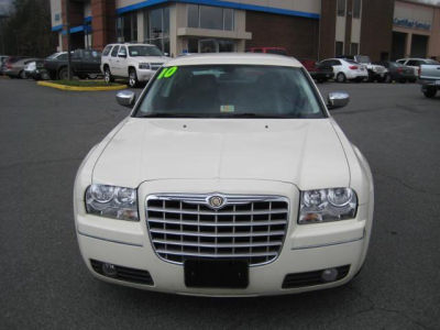 2010 Chrysler 300  Touring