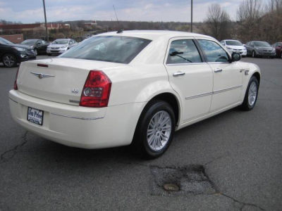 2010 Chrysler 300  Touring