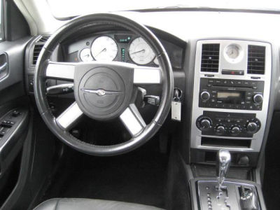 2010 Chrysler 300  Touring