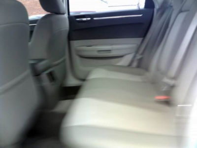 2010 Chrysler 300  Touring