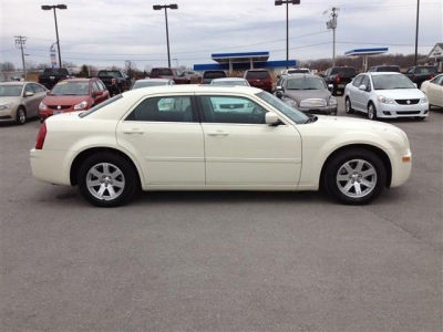 2007 Chrysler 300  Touring Sedan 4D