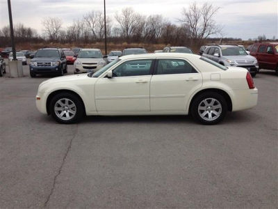2007 Chrysler 300  Touring Sedan 4D