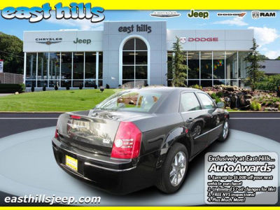 2009 Chrysler 300  Touring/Signature Series