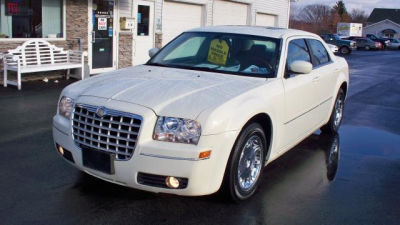 2005 Chrysler 300  Touring