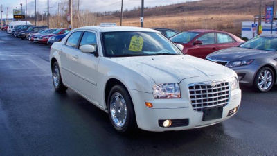 2005 Chrysler 300  Touring