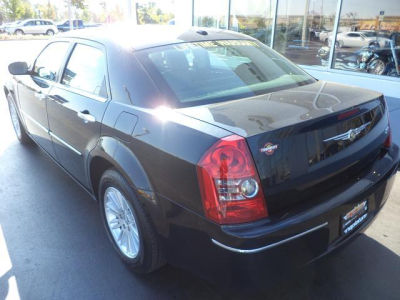 2010 Chrysler 300  Touring