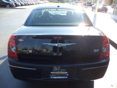 2010 Chrysler 300  Touring