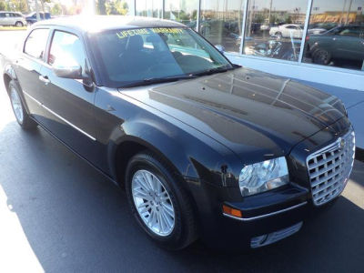 2010 Chrysler 300  Touring