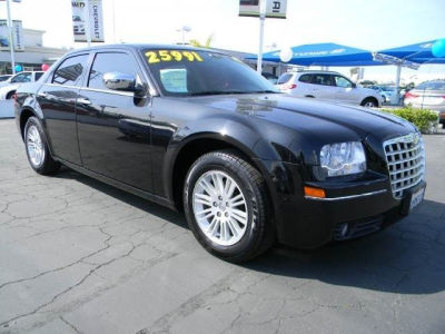 2010 Chrysler 300  Touring