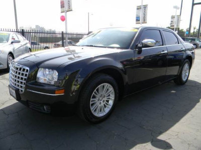 2010 Chrysler 300  Touring