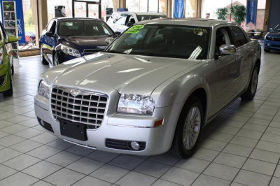 2010 Chrysler 300  Touring