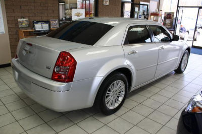 2010 Chrysler 300  Touring