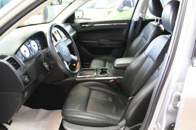 2010 Chrysler 300  Touring