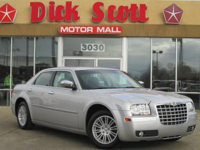 2010 Chrysler 300  Touring