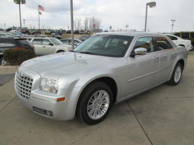 2010 Chrysler 300  Touring