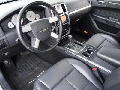 2009 Chrysler 300  Touring