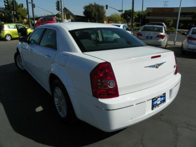 2010 Chrysler 300  Touring