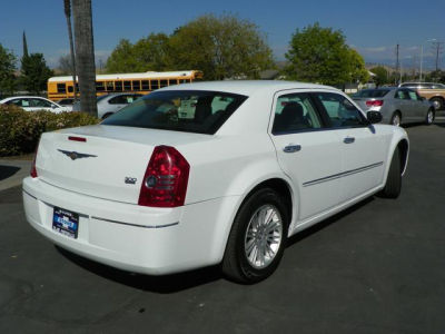 2010 Chrysler 300  Touring