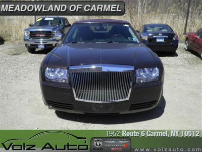 2005 Chrysler 300  Base