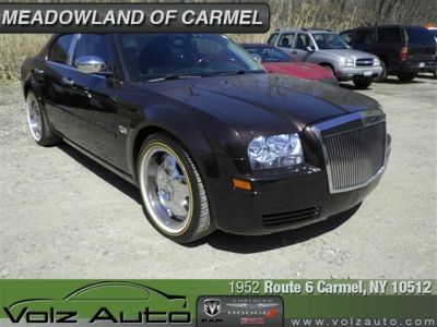 2005 Chrysler 300  Base