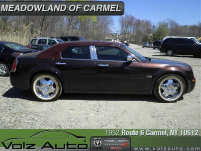 2005 Chrysler 300  Base