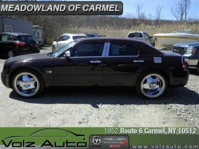 2005 Chrysler 300  Base