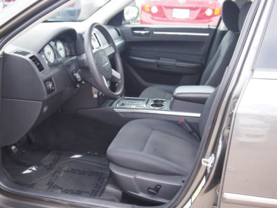 2010 Chrysler 300  Touring