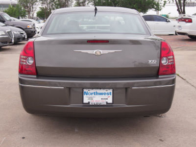 2010 Chrysler 300  Touring