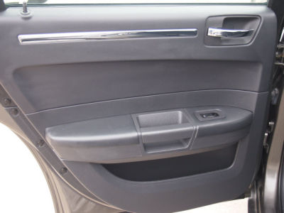 2010 Chrysler 300  Touring