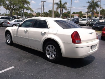 2007 Chrysler 300  Touring