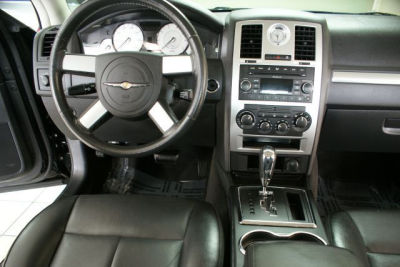 2009 Chrysler 300  Touring