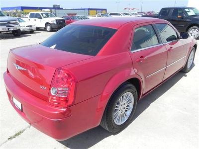 2009 Chrysler 300  LX