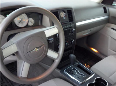 2008 Chrysler 300  LX