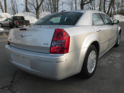 2010 Chrysler 300  Touring